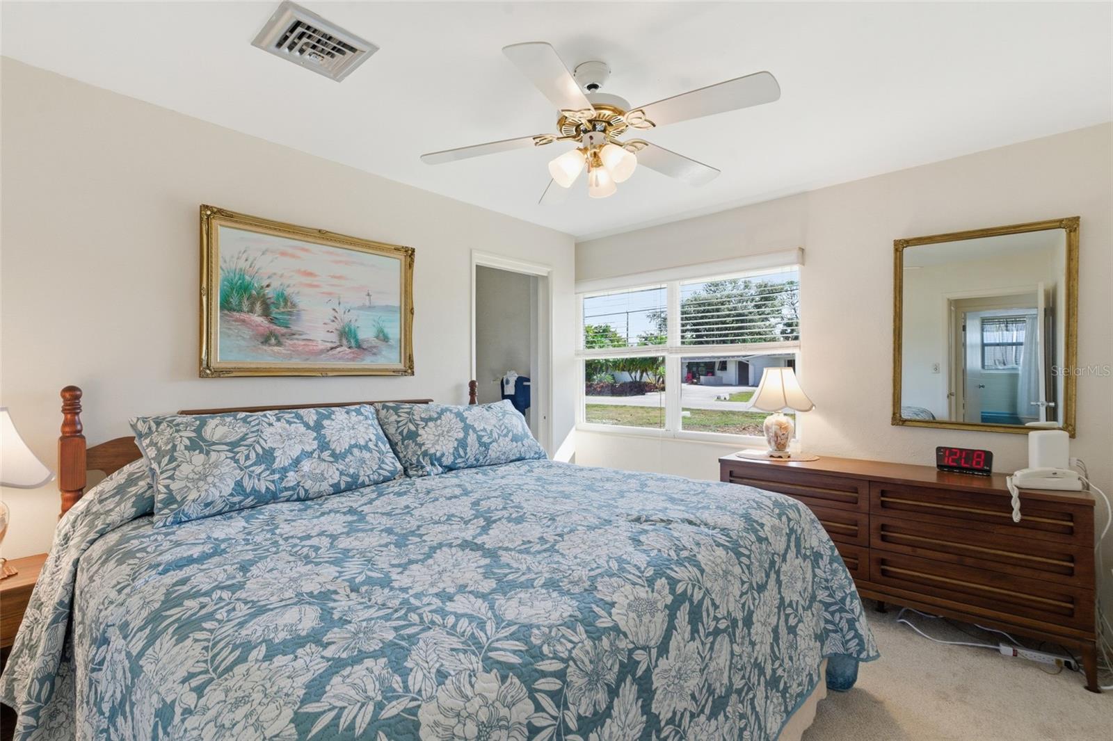 2050 Oyster Creek Dr Property Photo 21