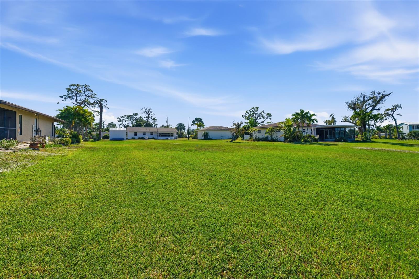 2050 Oyster Creek Dr Property Photo 36