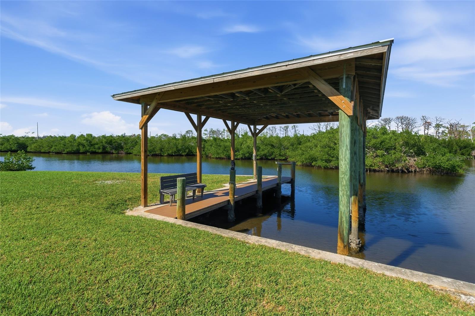 2050 Oyster Creek Dr Property Photo 37