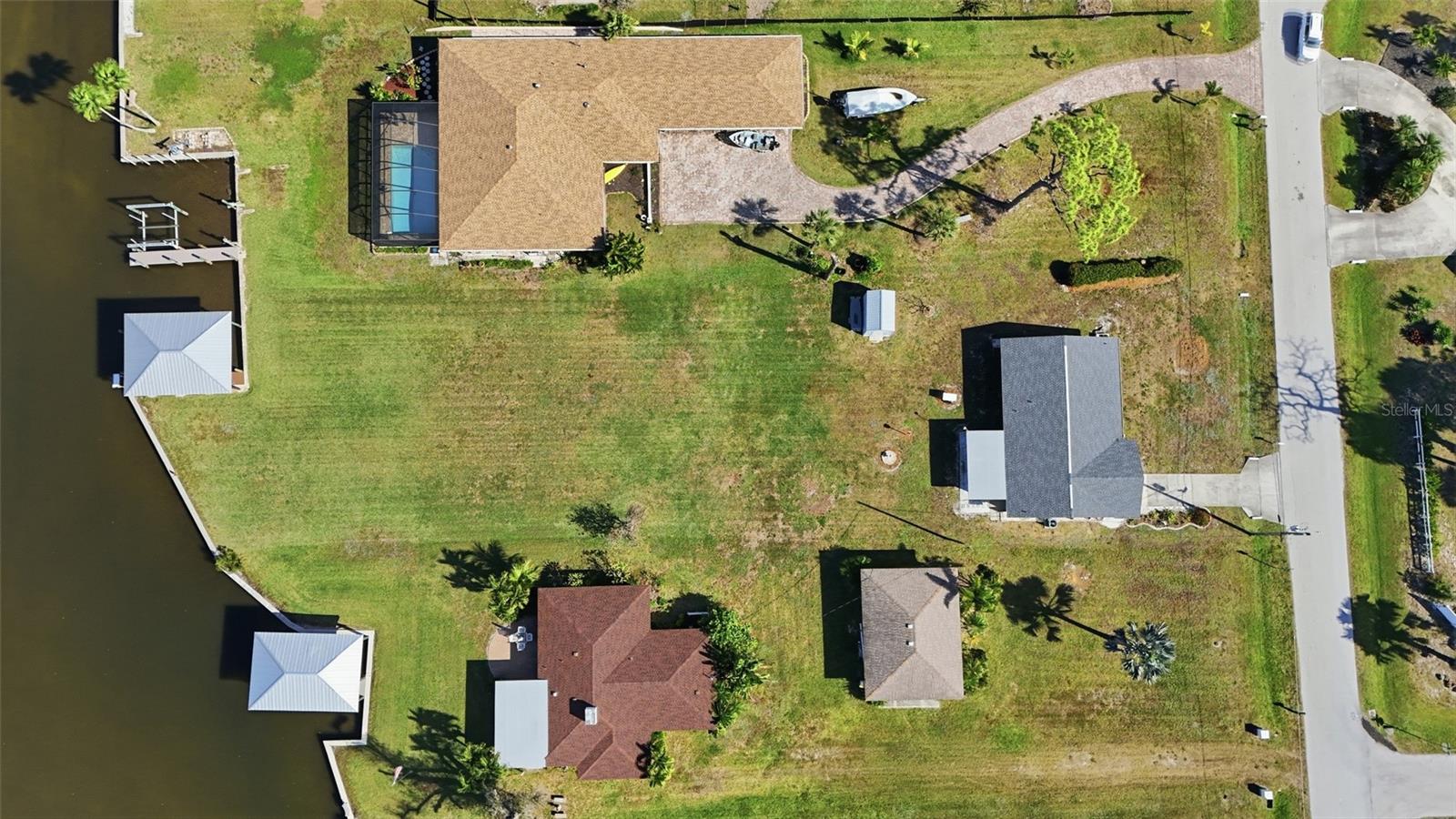 2050 Oyster Creek Dr Property Photo 40