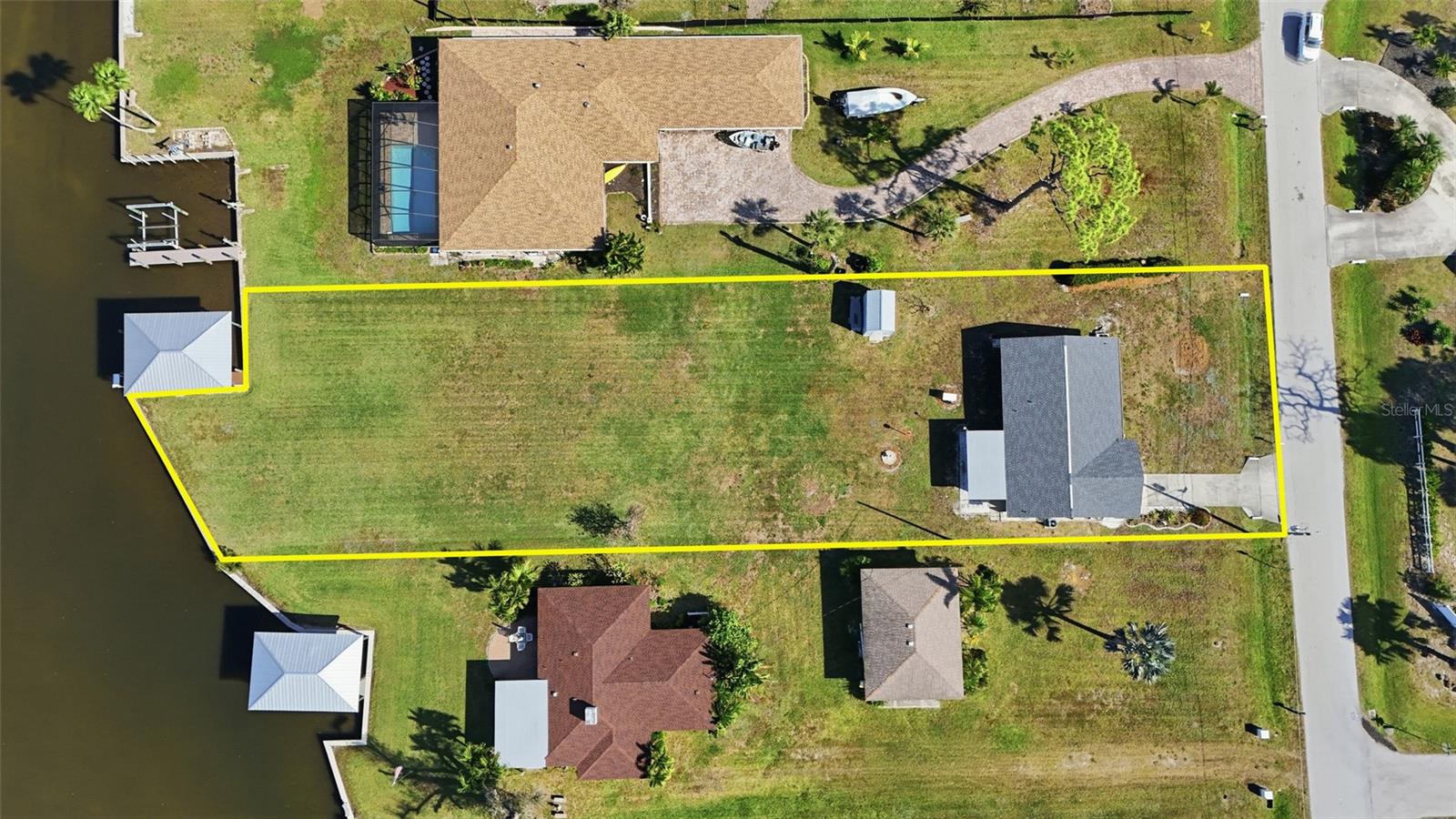 2050 Oyster Creek Dr Property Photo 48