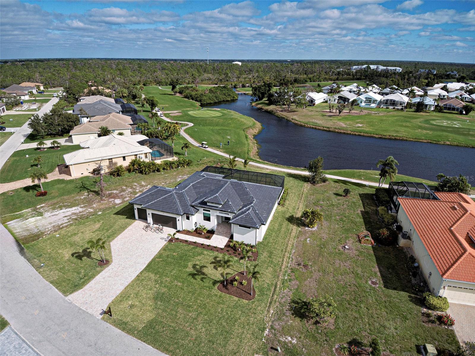 19 Windward Rd Property Photo 51