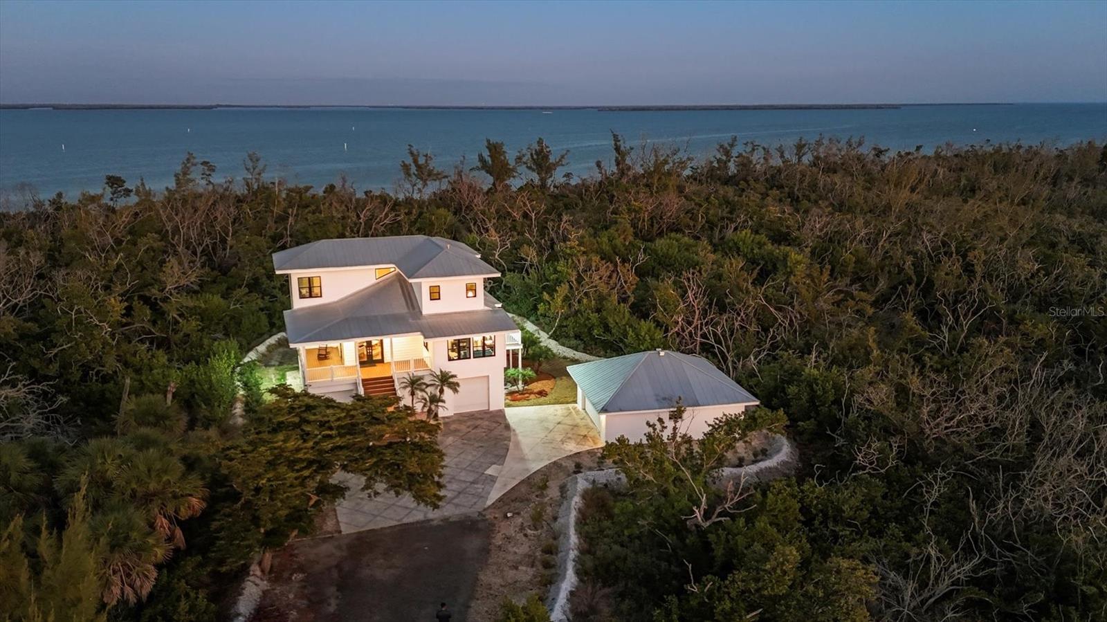 5010 Grouper Hole Ct Property Photo 8