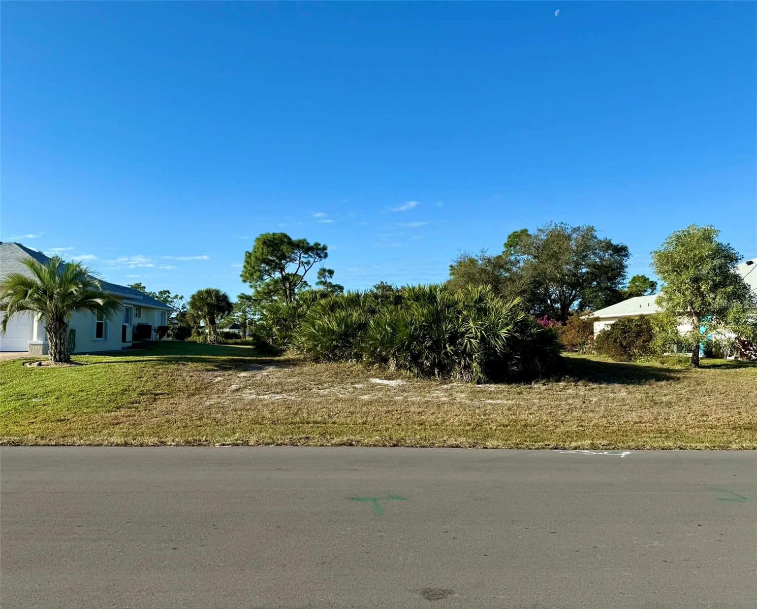 114 Tournament Rd Property Photo