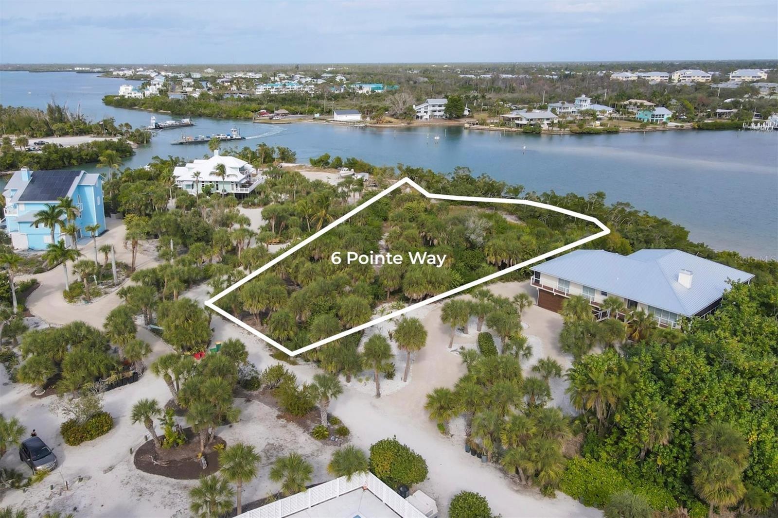 6 Pointe Way Property Photo 1