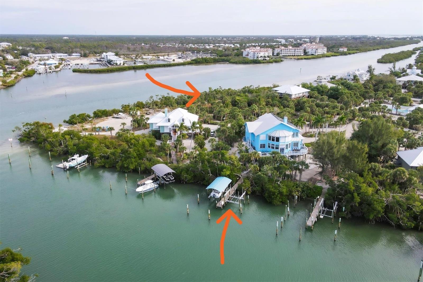 6 Pointe Way Property Photo 2
