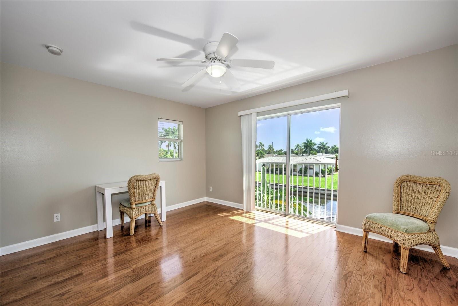 4424 N Canal Cir Property Photo 28