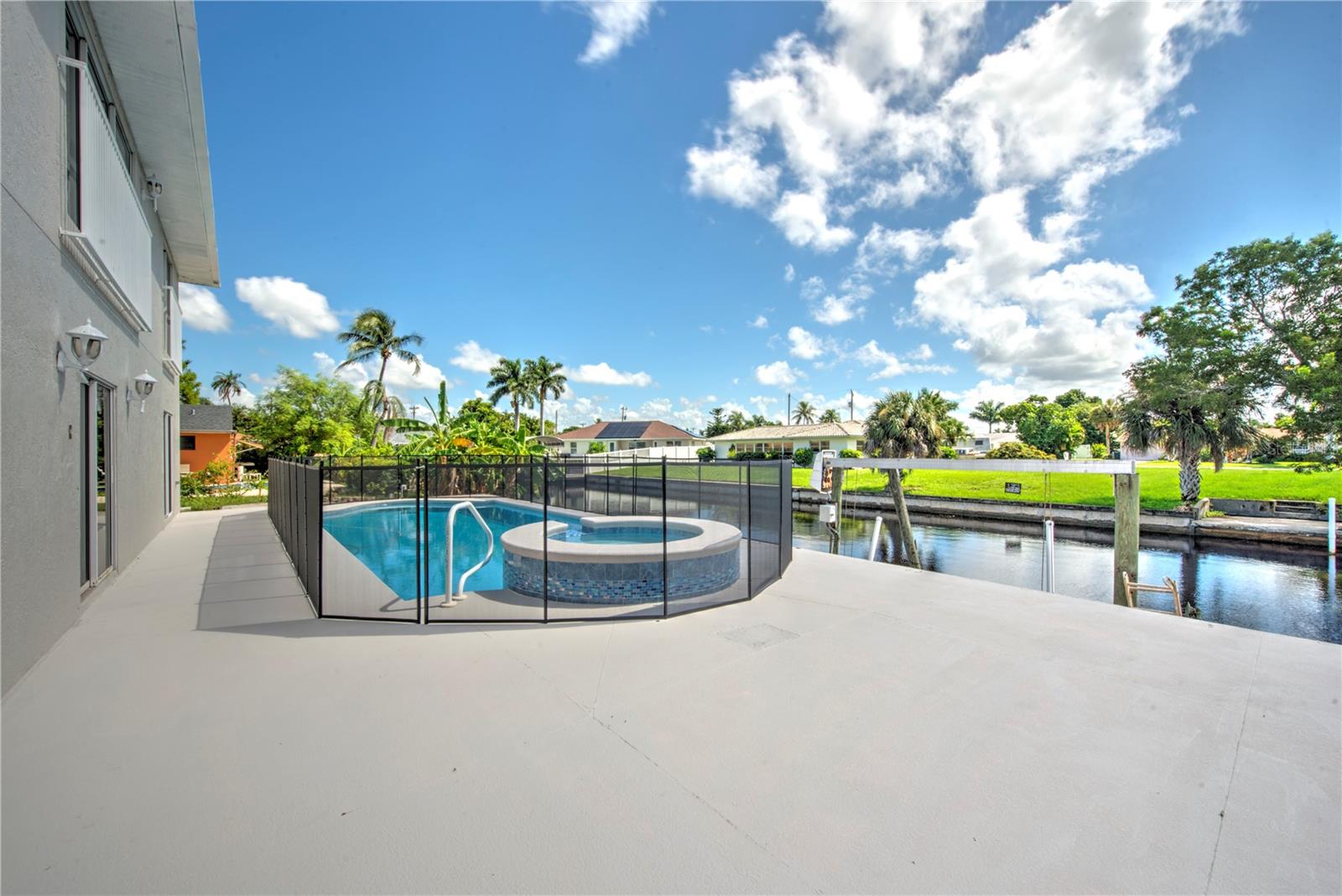 4424 N Canal Cir Property Photo 40