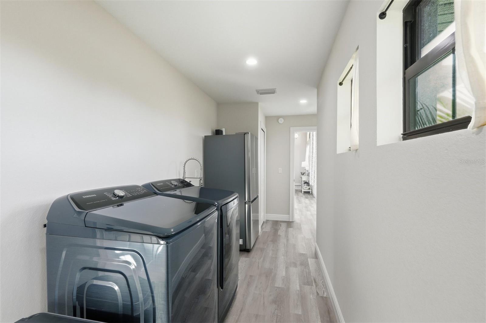 5 Aye Ct Property Photo 36