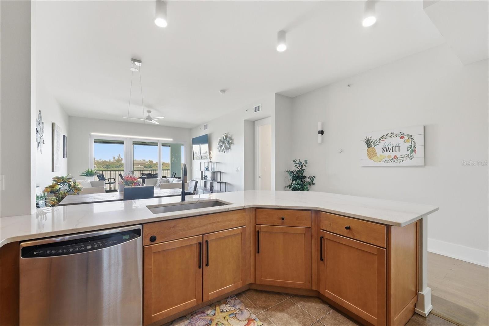 11120 Hacienda Del Mar Blvd #f-205 Property Photo 21