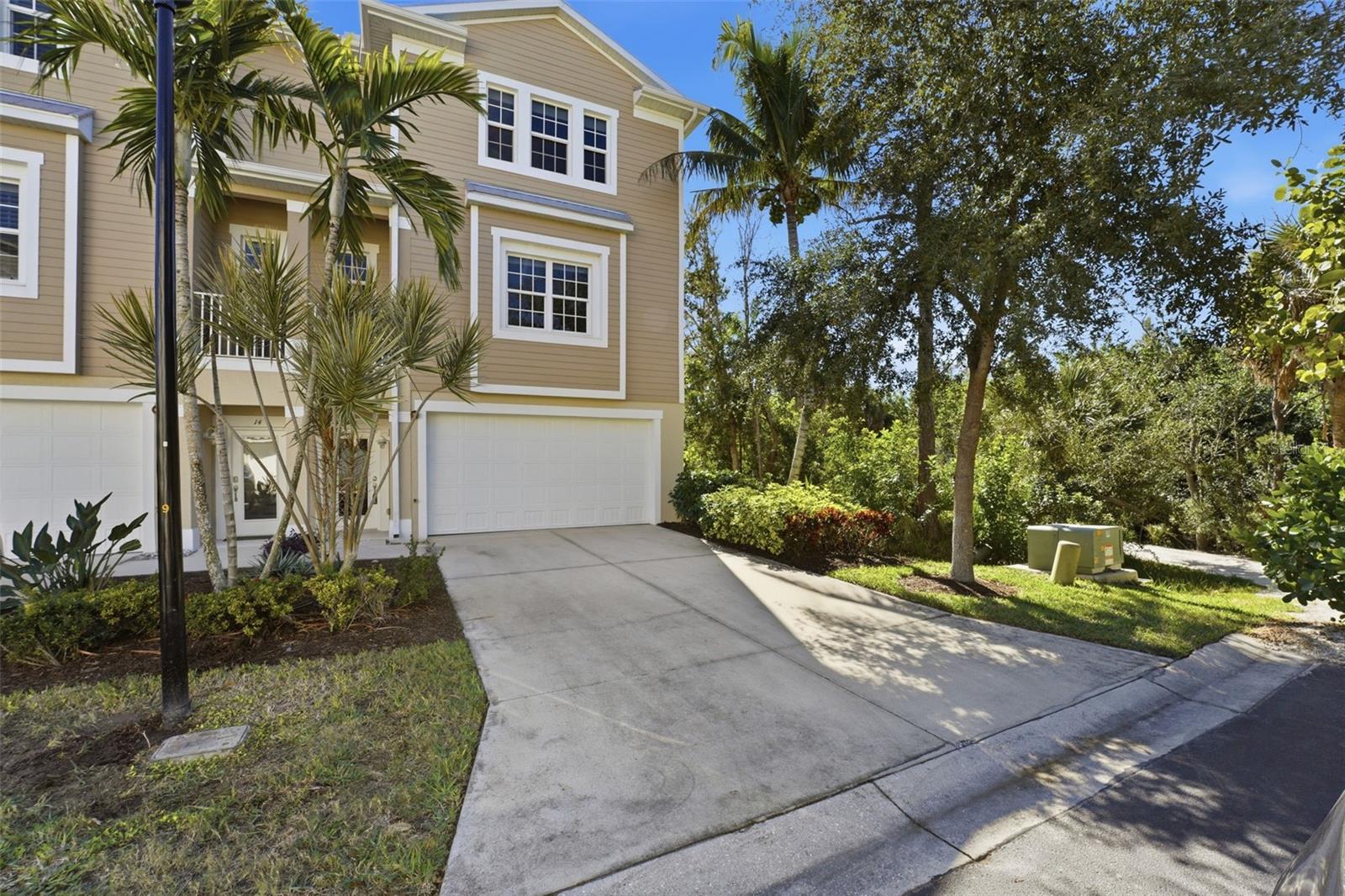 10311 Lands End Cir #13 Property Photo 2
