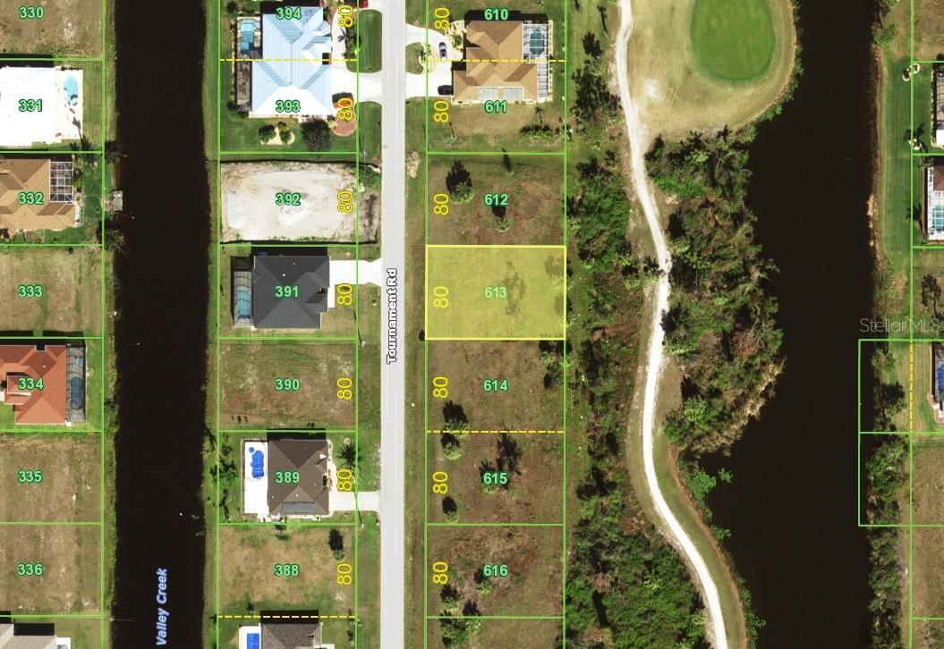 212 TOURNAMENT RD Property Photo 1