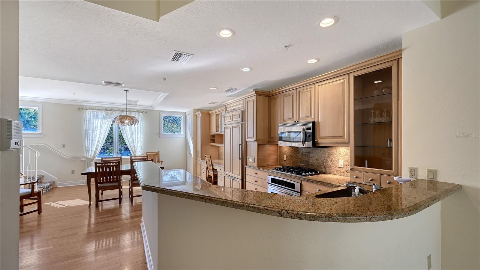 235 Cocoanut Ave #117c Property Photo 8