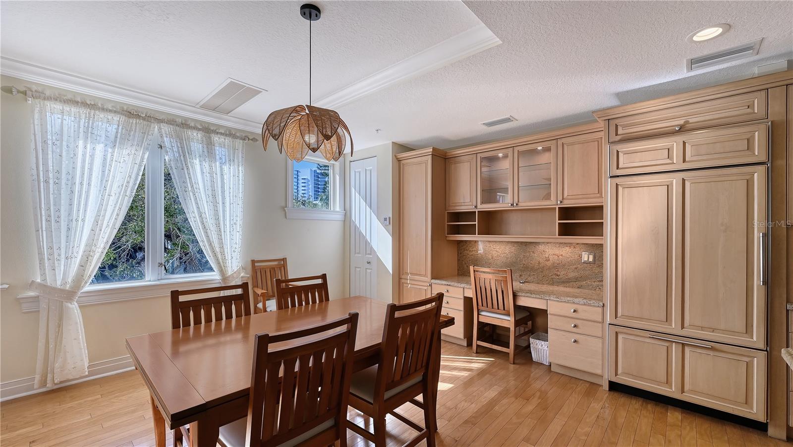 235 Cocoanut Ave #117c Property Photo 11