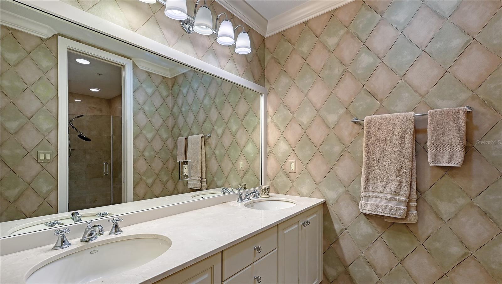 235 Cocoanut Ave #117c Property Photo 19