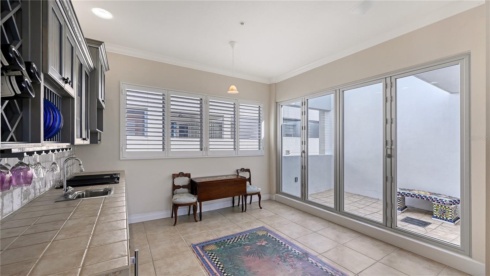 235 Cocoanut Ave #117c Property Photo 30