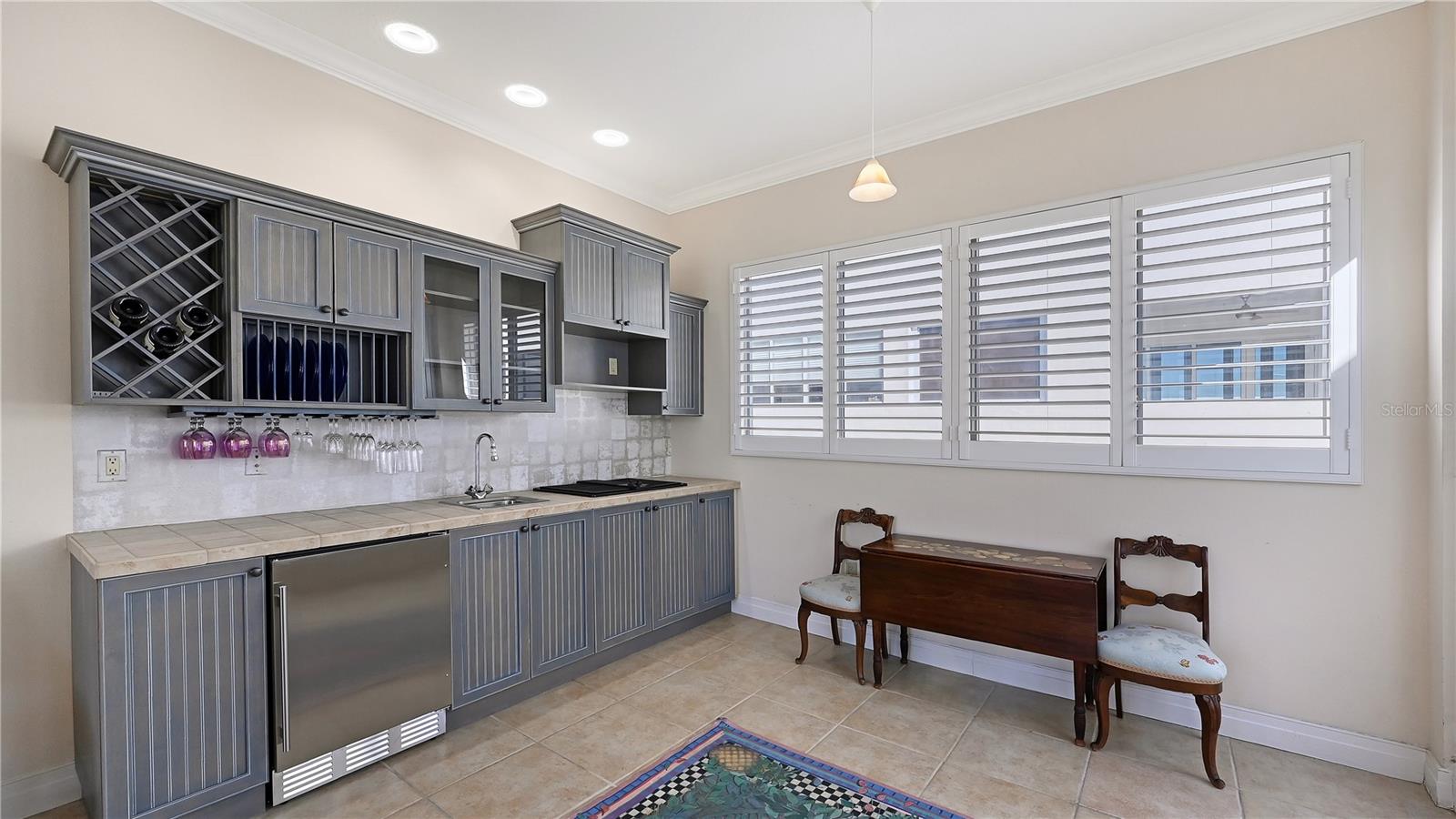 235 Cocoanut Ave #117c Property Photo 35