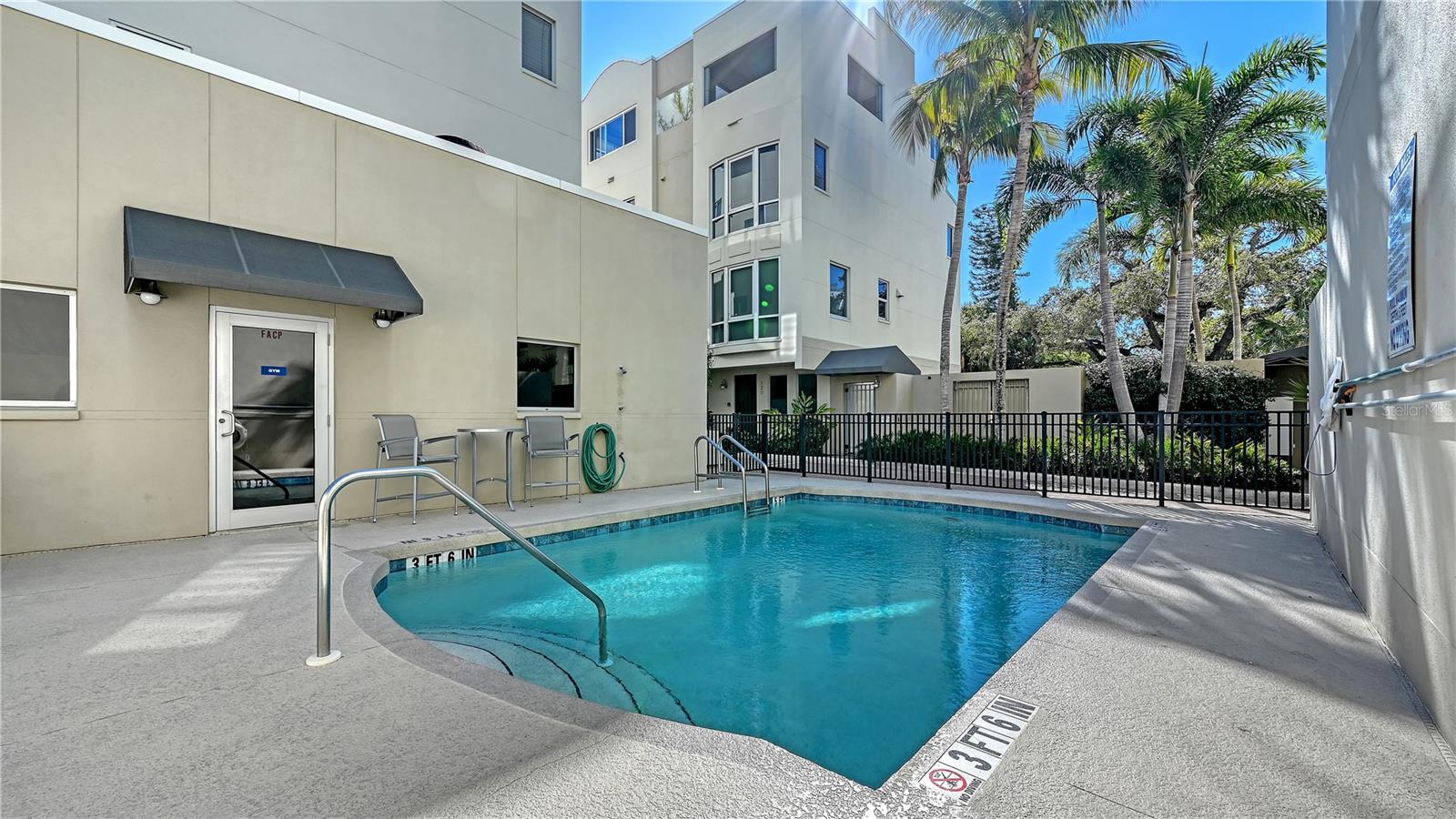 235 Cocoanut Ave #117c Property Photo 44