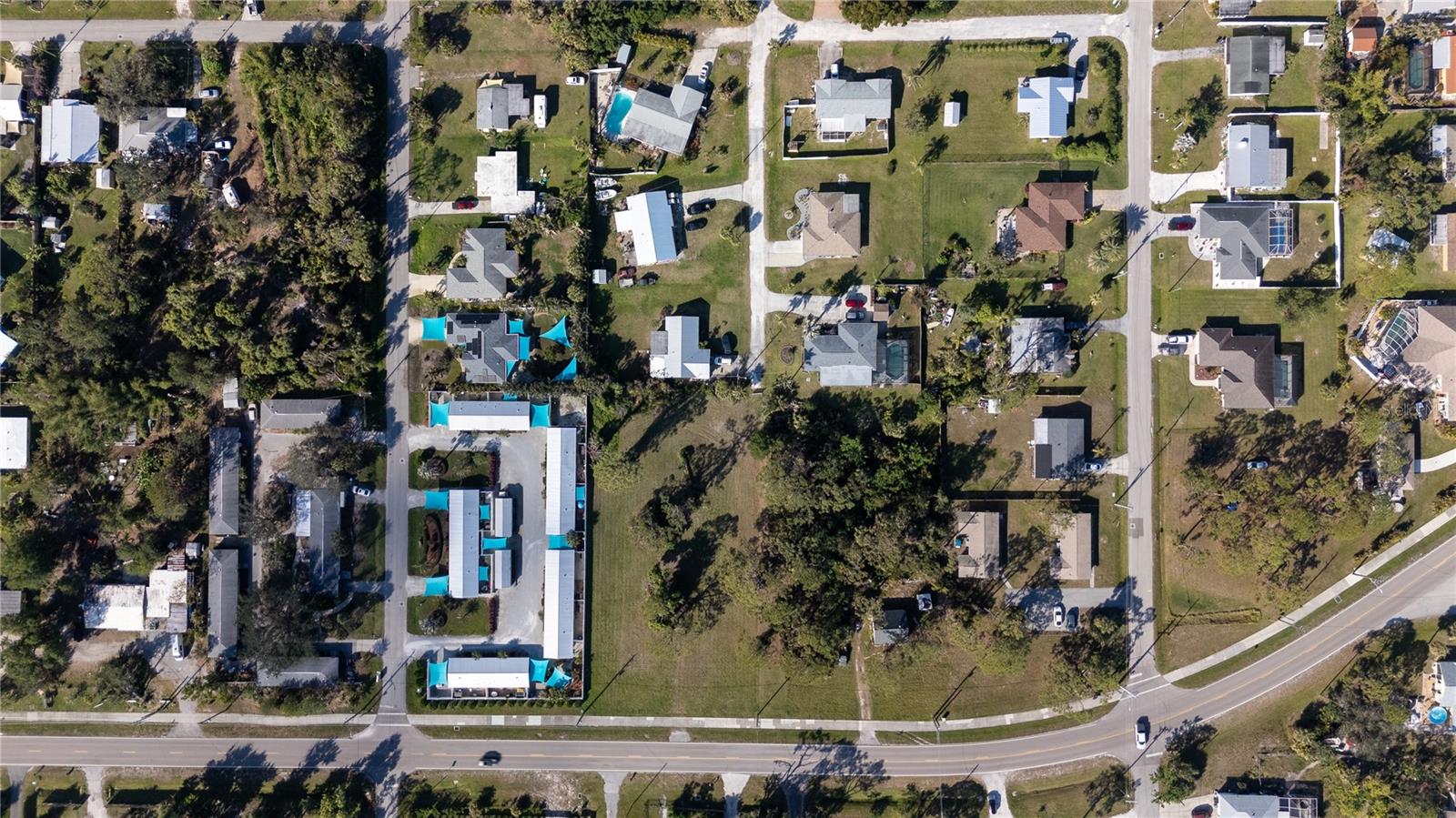 Old Englewood Road Property Photo 3