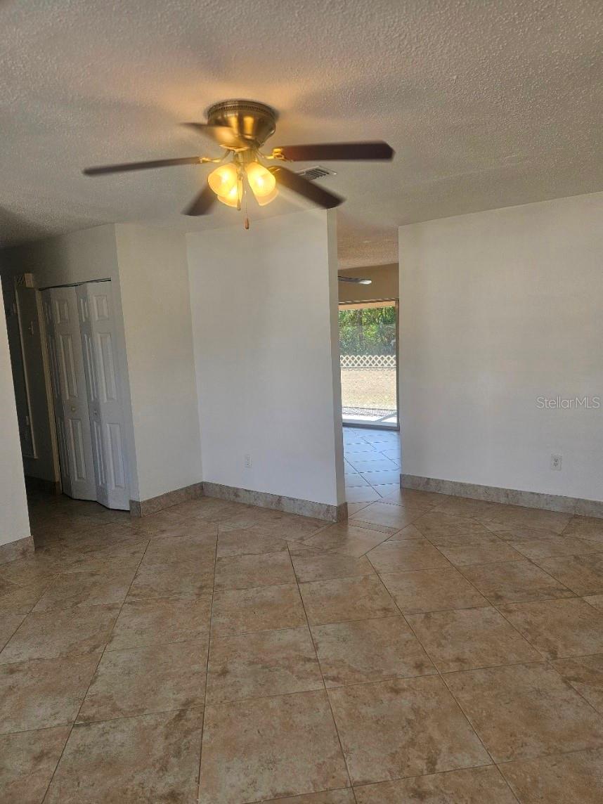 1225 Armsdale Ave Property Photo 7
