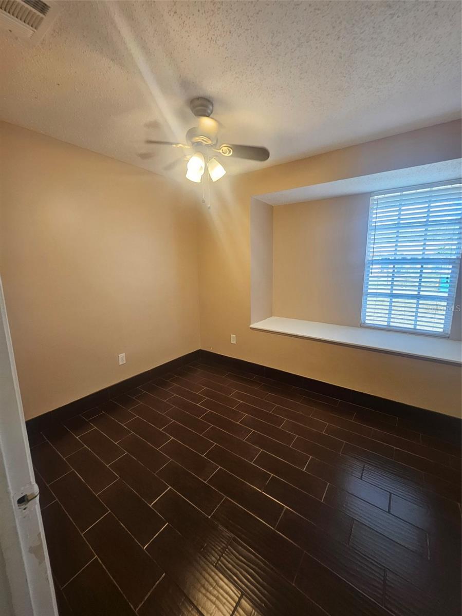 1225 Armsdale Ave Property Photo 15