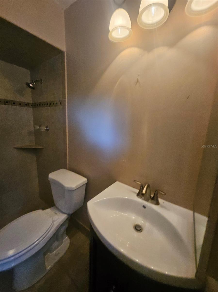1225 Armsdale Ave Property Photo 18