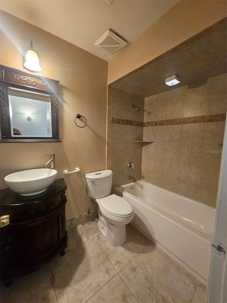 1225 Armsdale Ave Property Photo 20