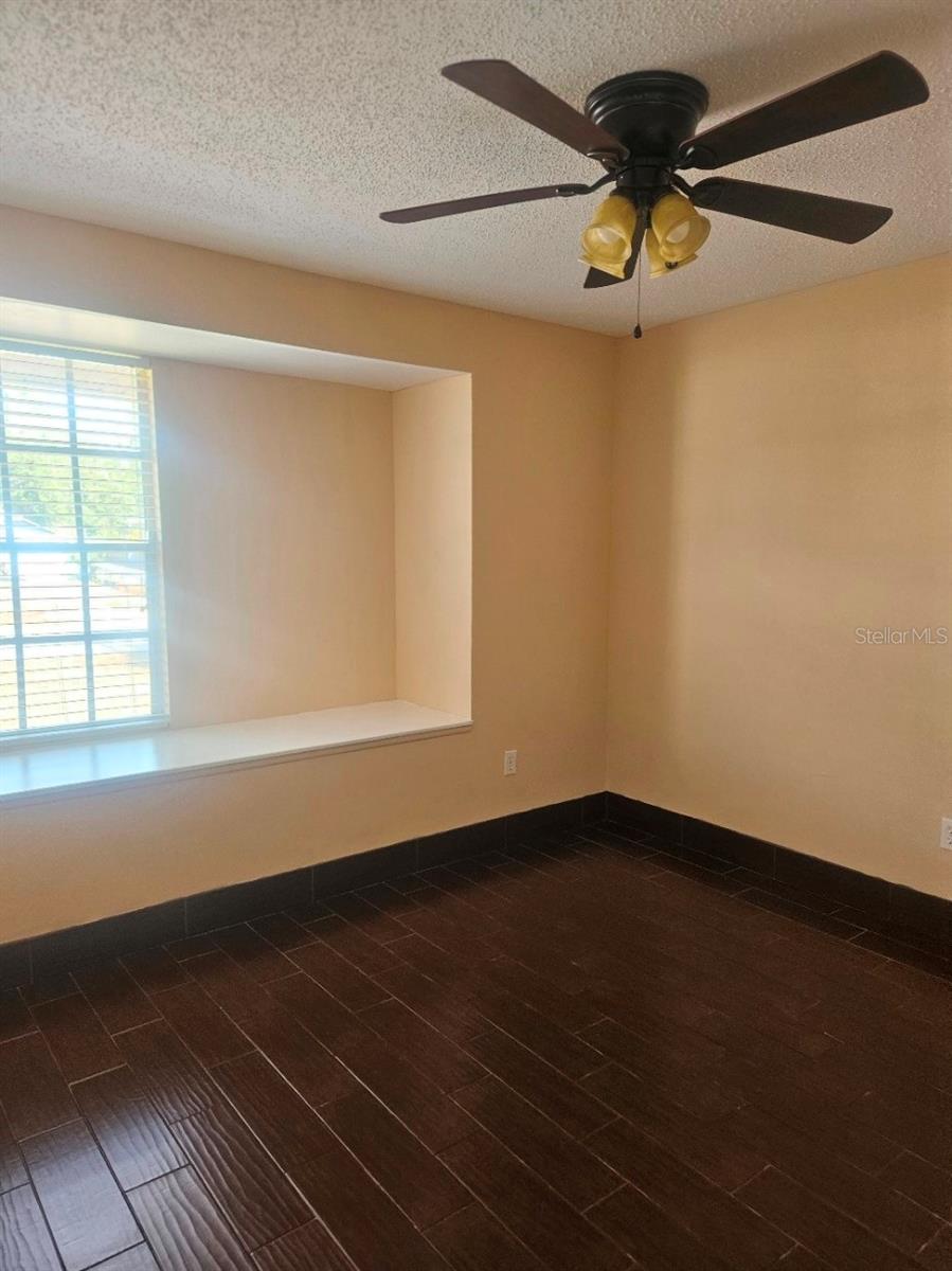 1225 Armsdale Ave Property Photo 25
