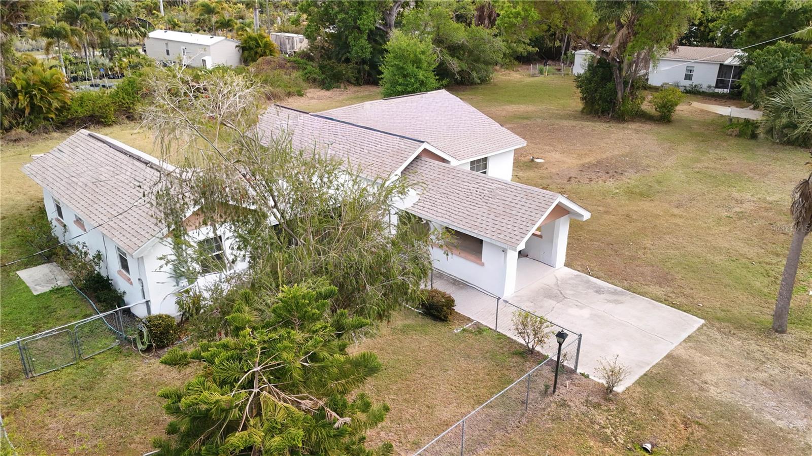 6386 Scott St Property Photo 4