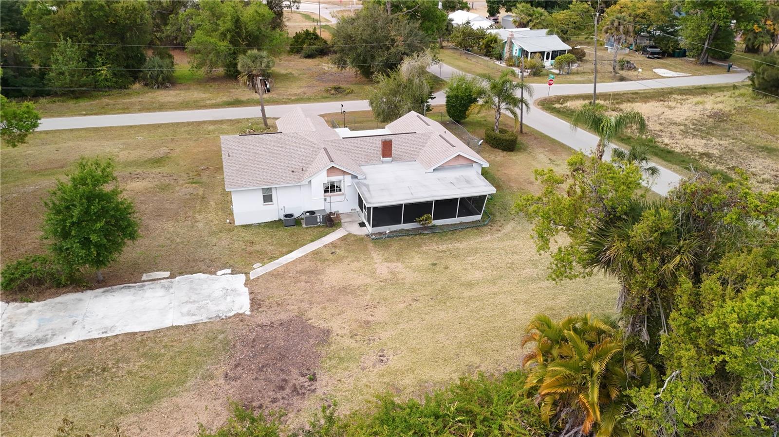 6386 Scott St Property Photo 12