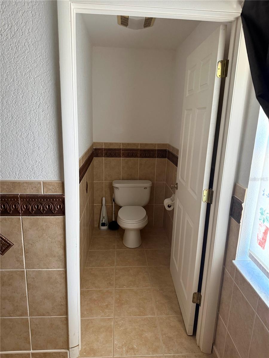 6386 Scott St Property Photo 27