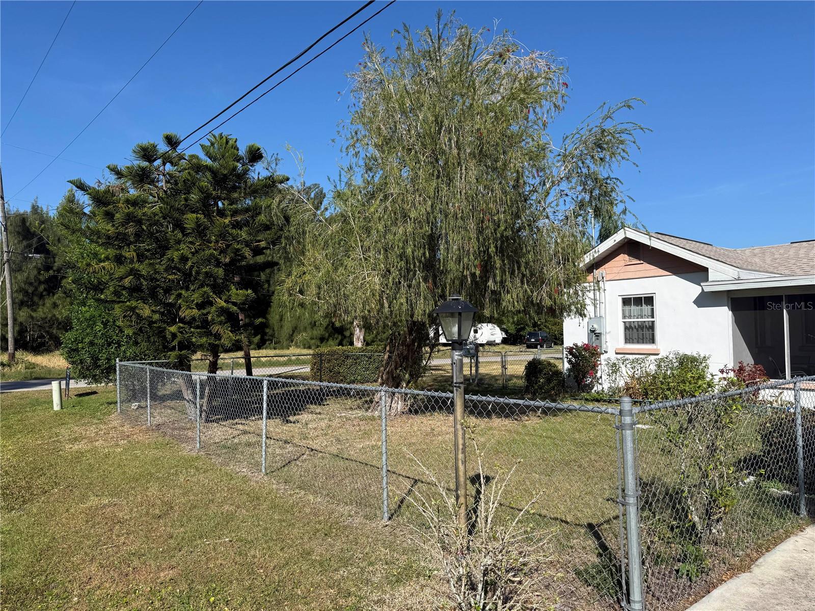 6386 Scott St Property Photo 40