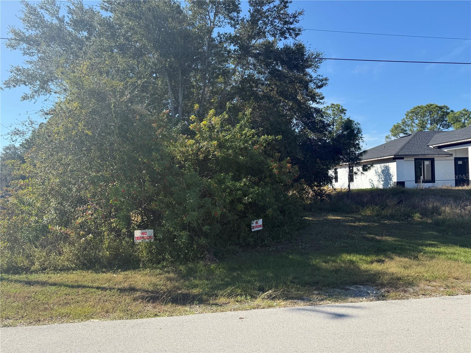 205 Gilbert Ave N Property Photo 3