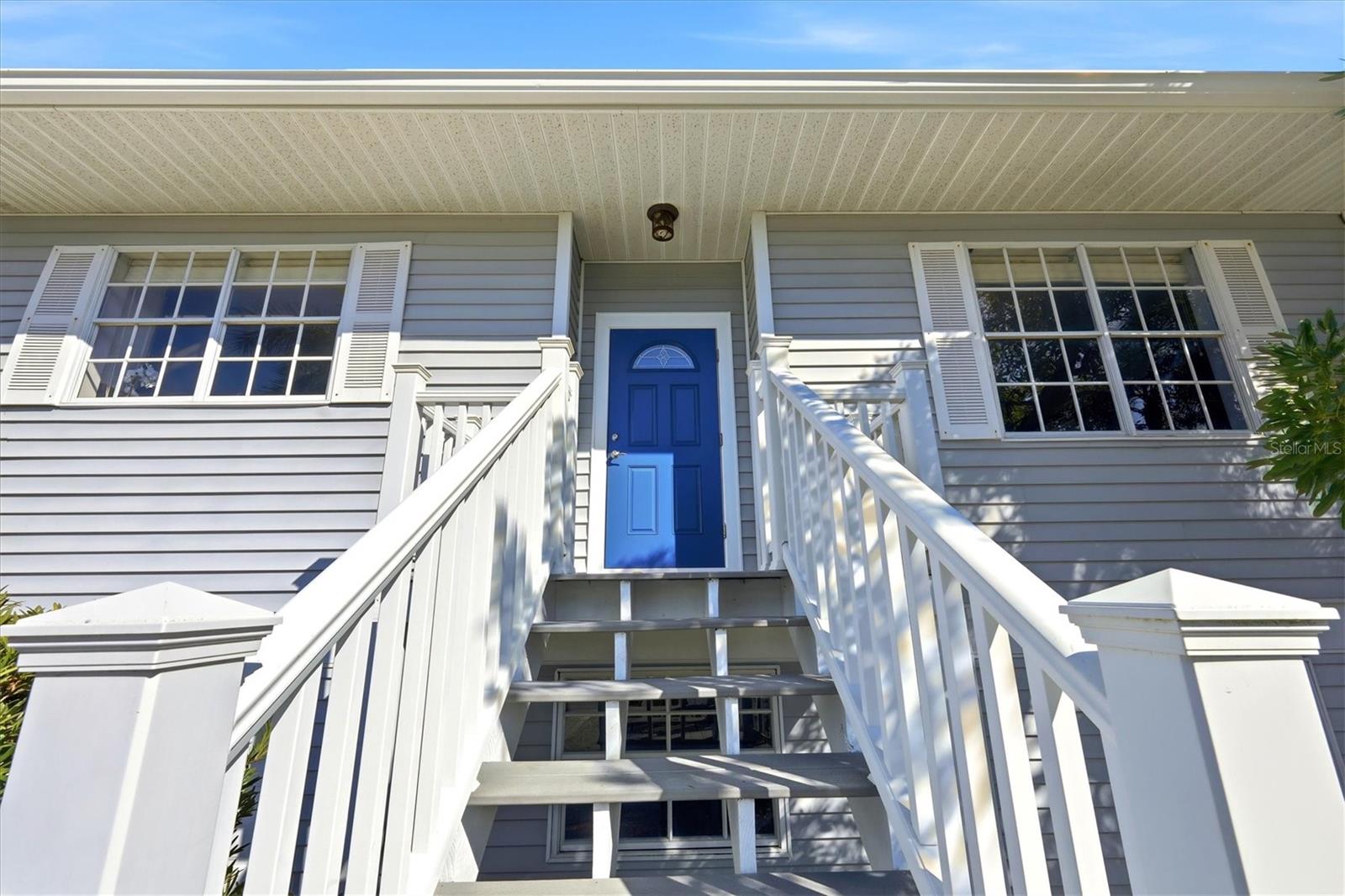281 Seabreeze Ct Property Photo 6