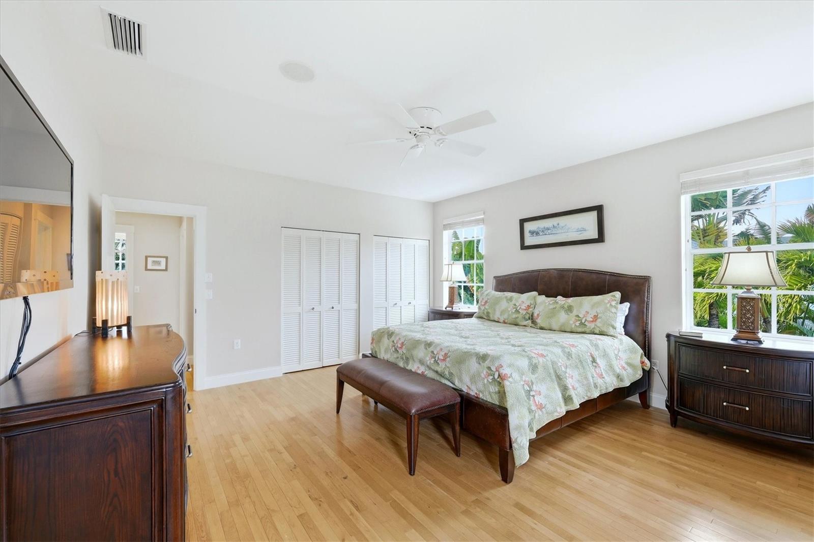 281 Seabreeze Ct Property Photo 37