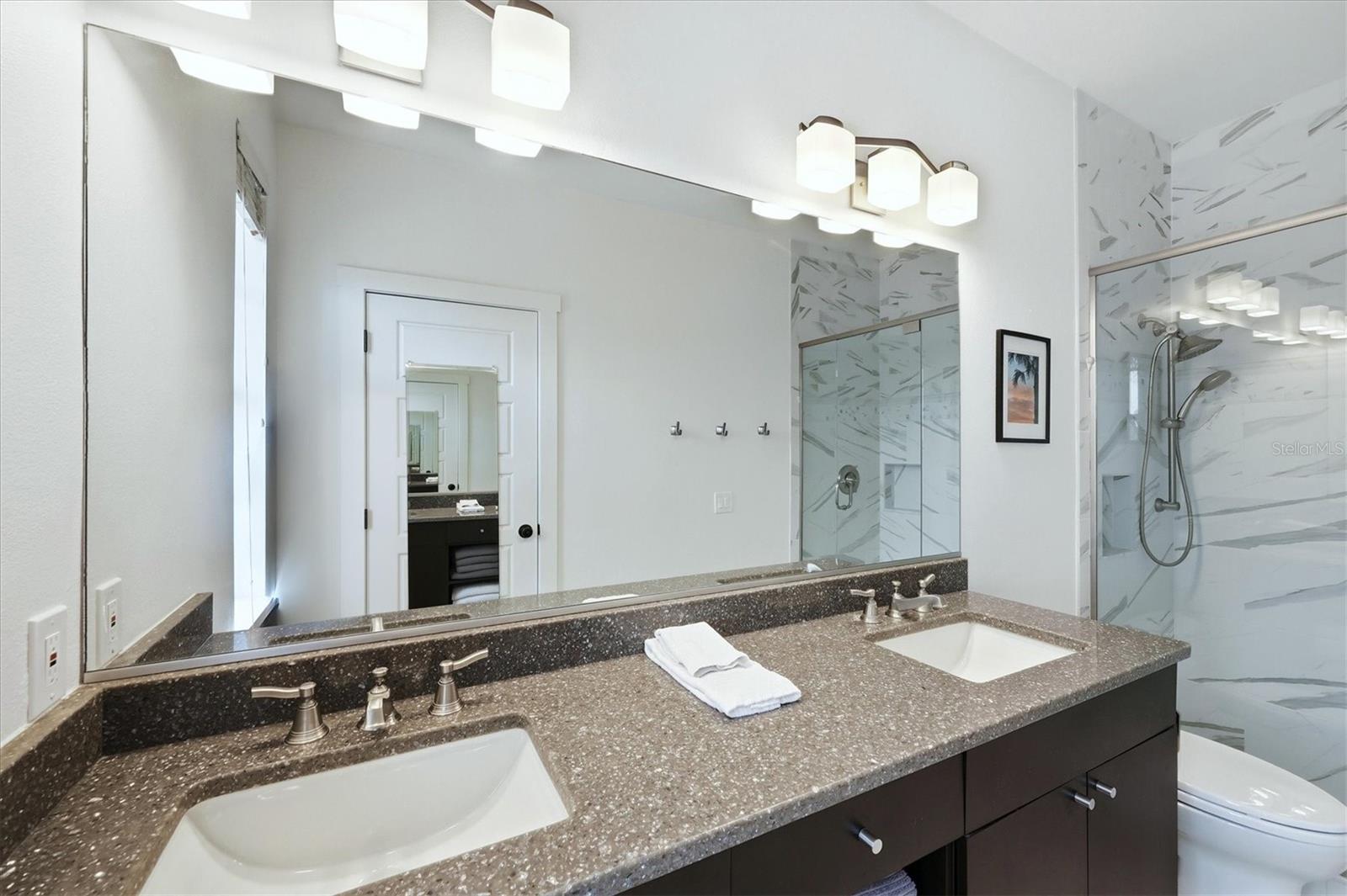 281 Seabreeze Ct Property Photo 40
