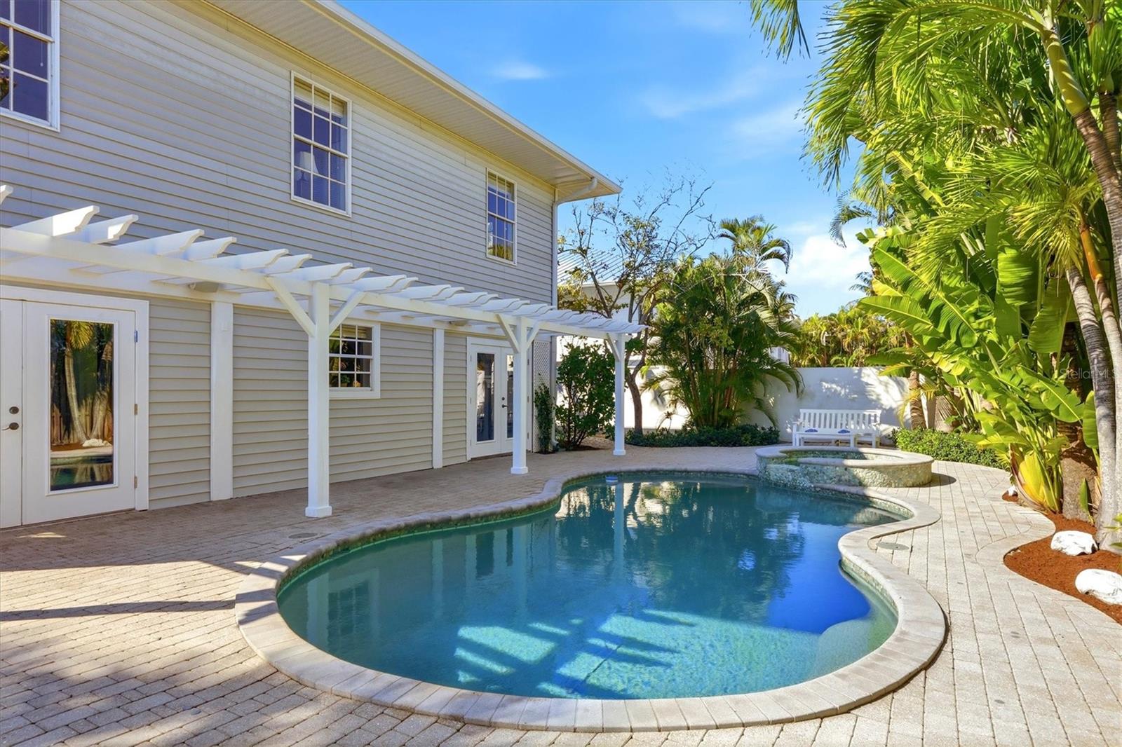 281 Seabreeze Ct Property Photo 48