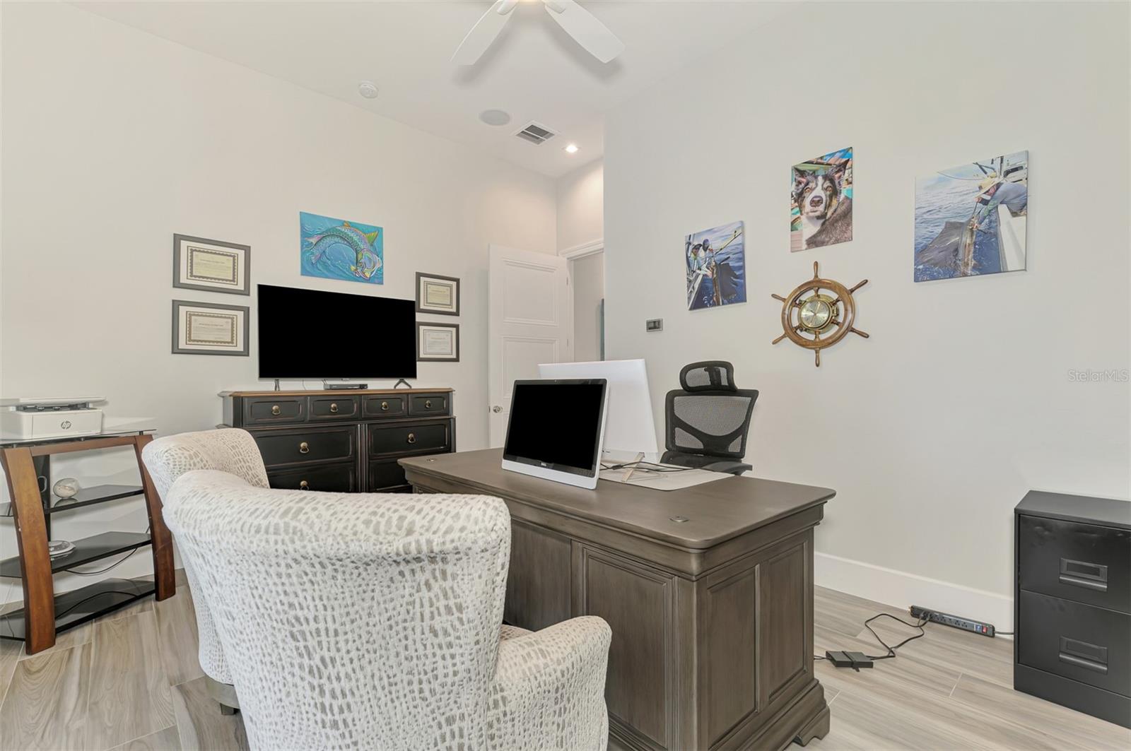 3051 Rivershore Ln Property Photo 16