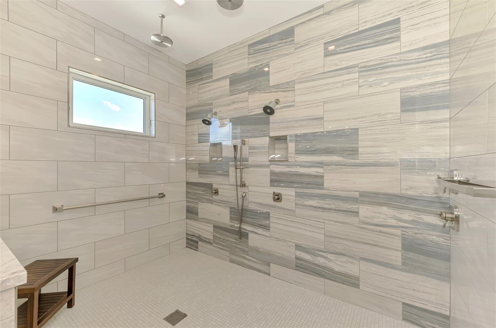 3051 Rivershore Ln Property Photo 37