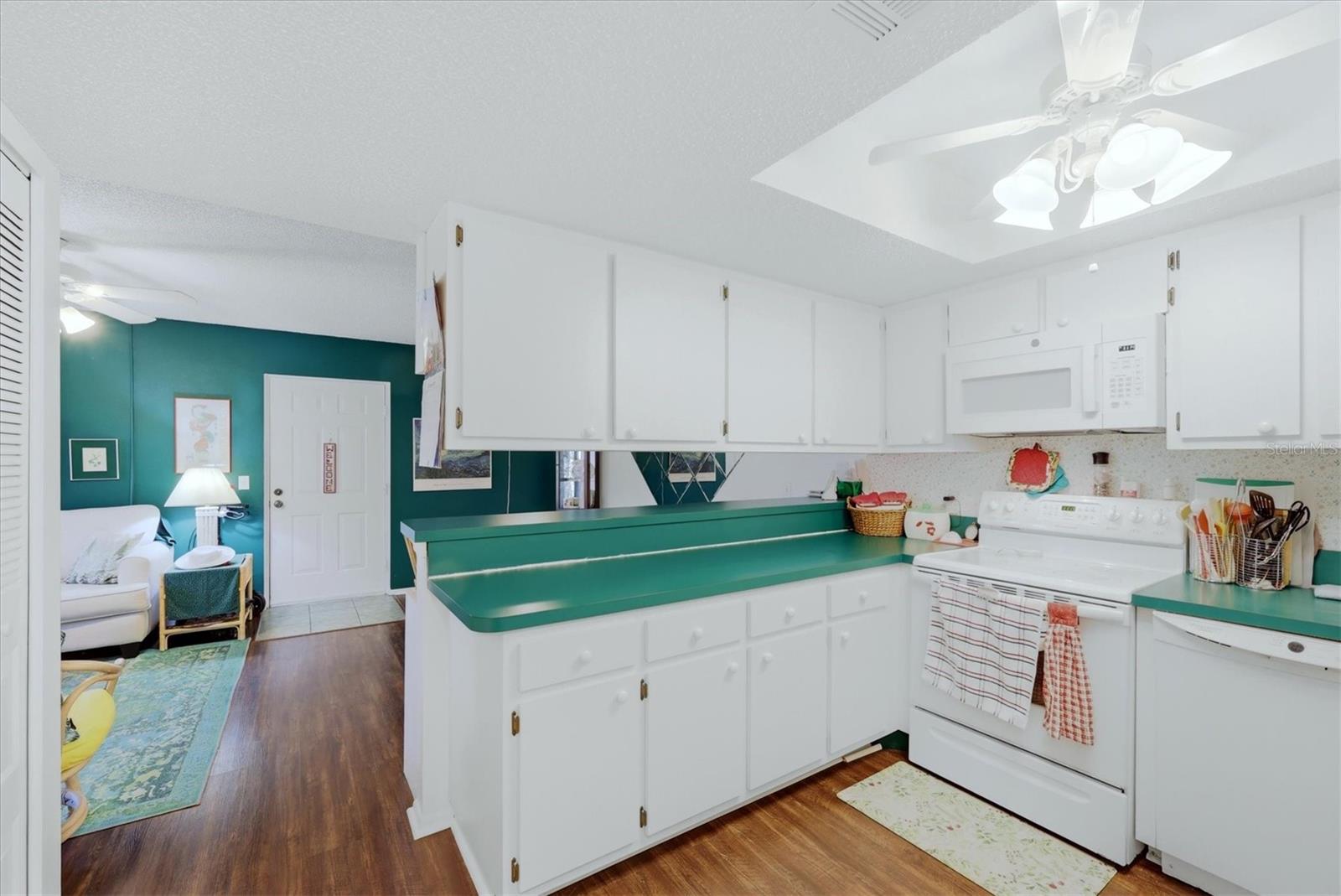 1515 Forrest Nelson Blvd #p105 Property Photo 14