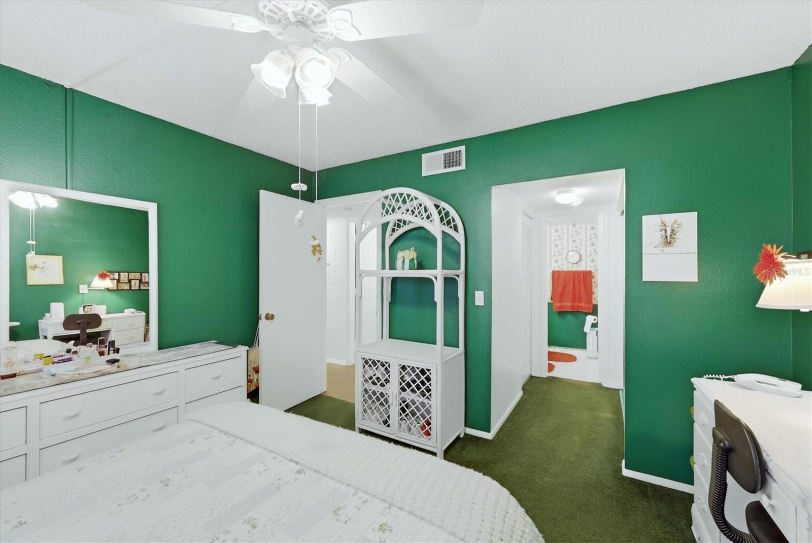 1515 Forrest Nelson Blvd #p105 Property Photo 17