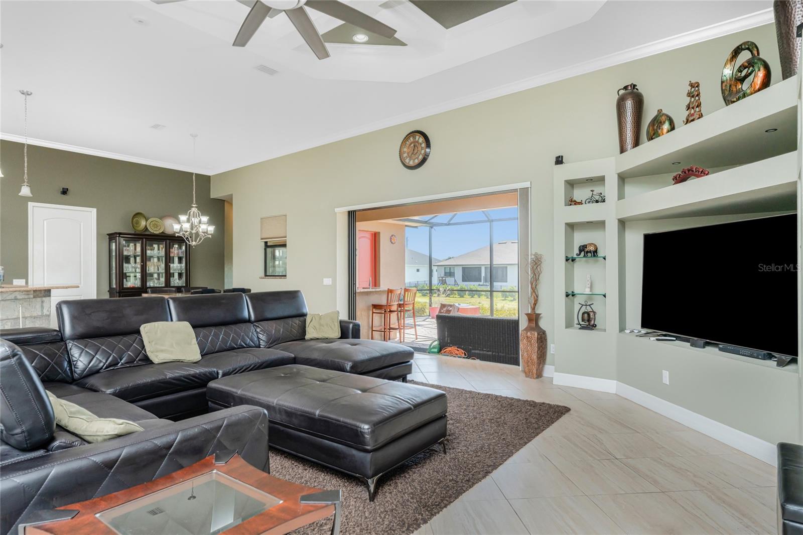 174 Rotonda Blvd E Property Photo 8