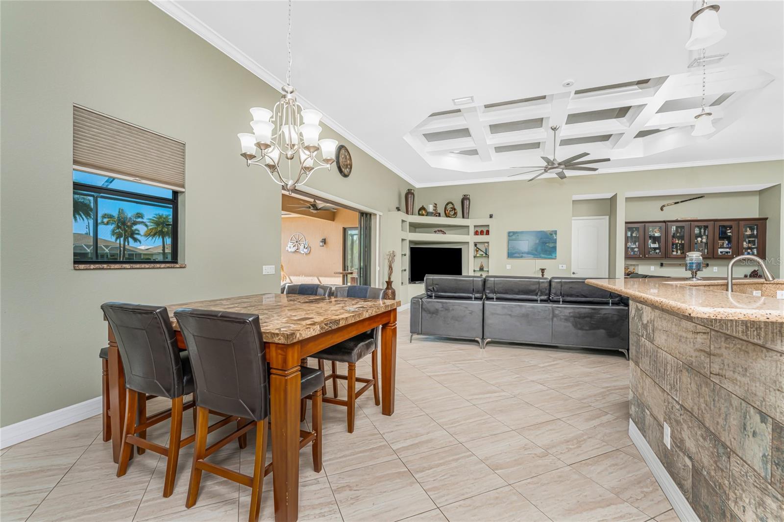 174 Rotonda Blvd E Property Photo 16