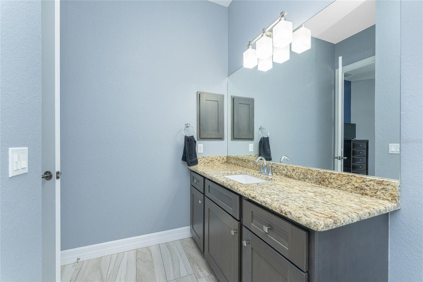 174 Rotonda Blvd E Property Photo 36