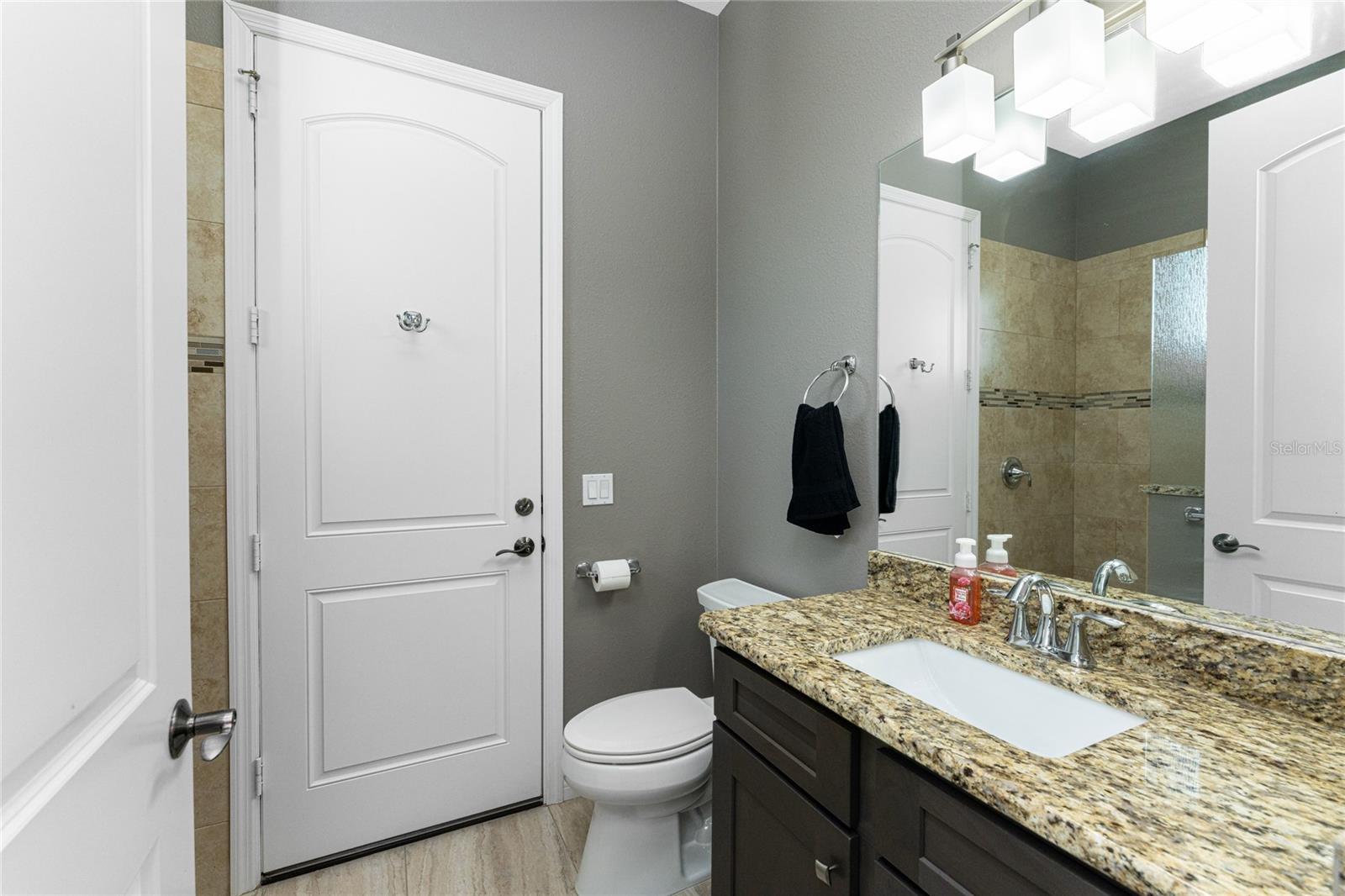 174 Rotonda Blvd E Property Photo 40