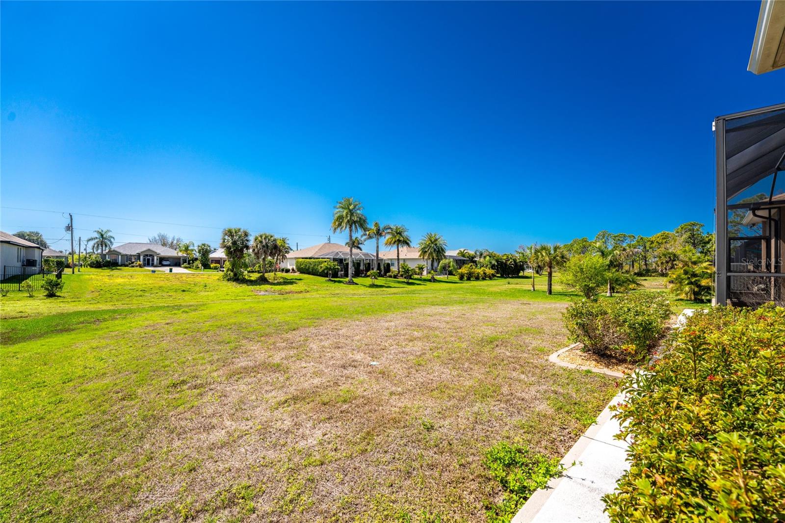174 Rotonda Blvd E Property Photo 60