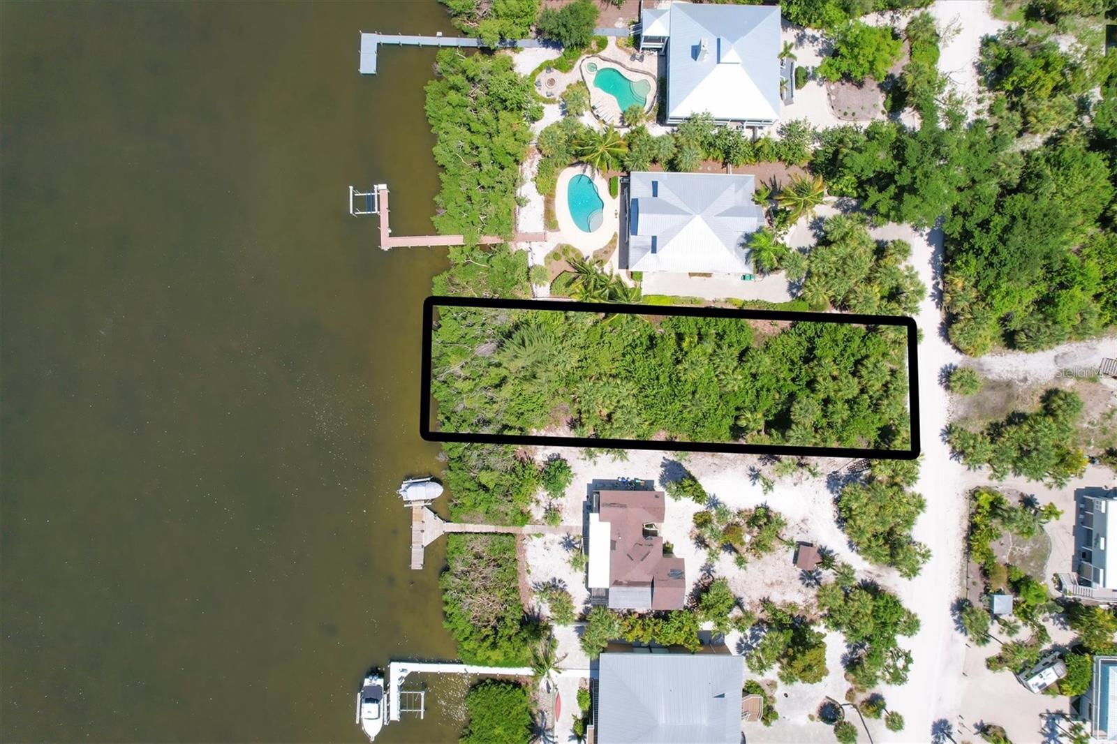 211 Kettle Harbor Dr Property Photo 10