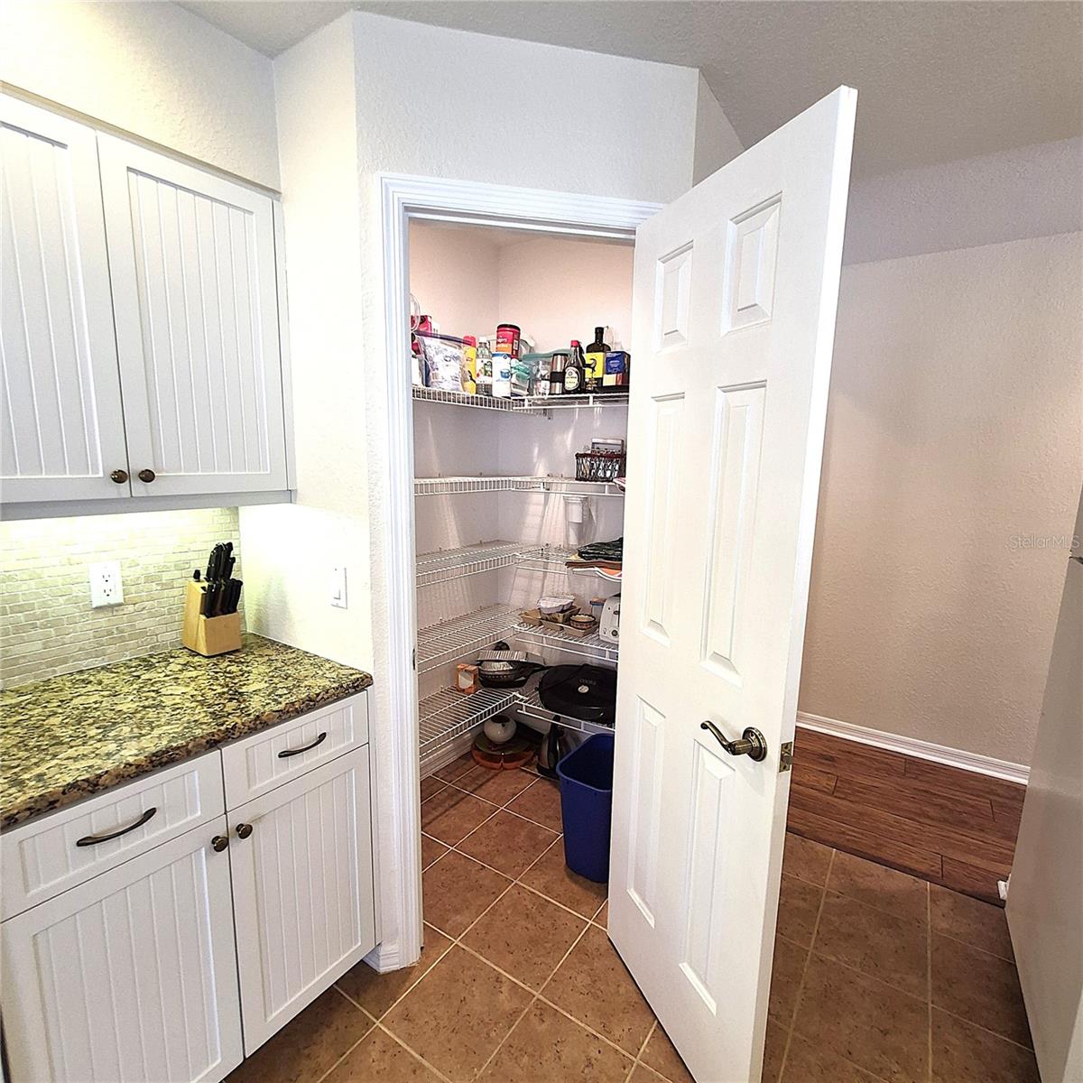 14016 Willow Glen Ct #212 Property Photo 18