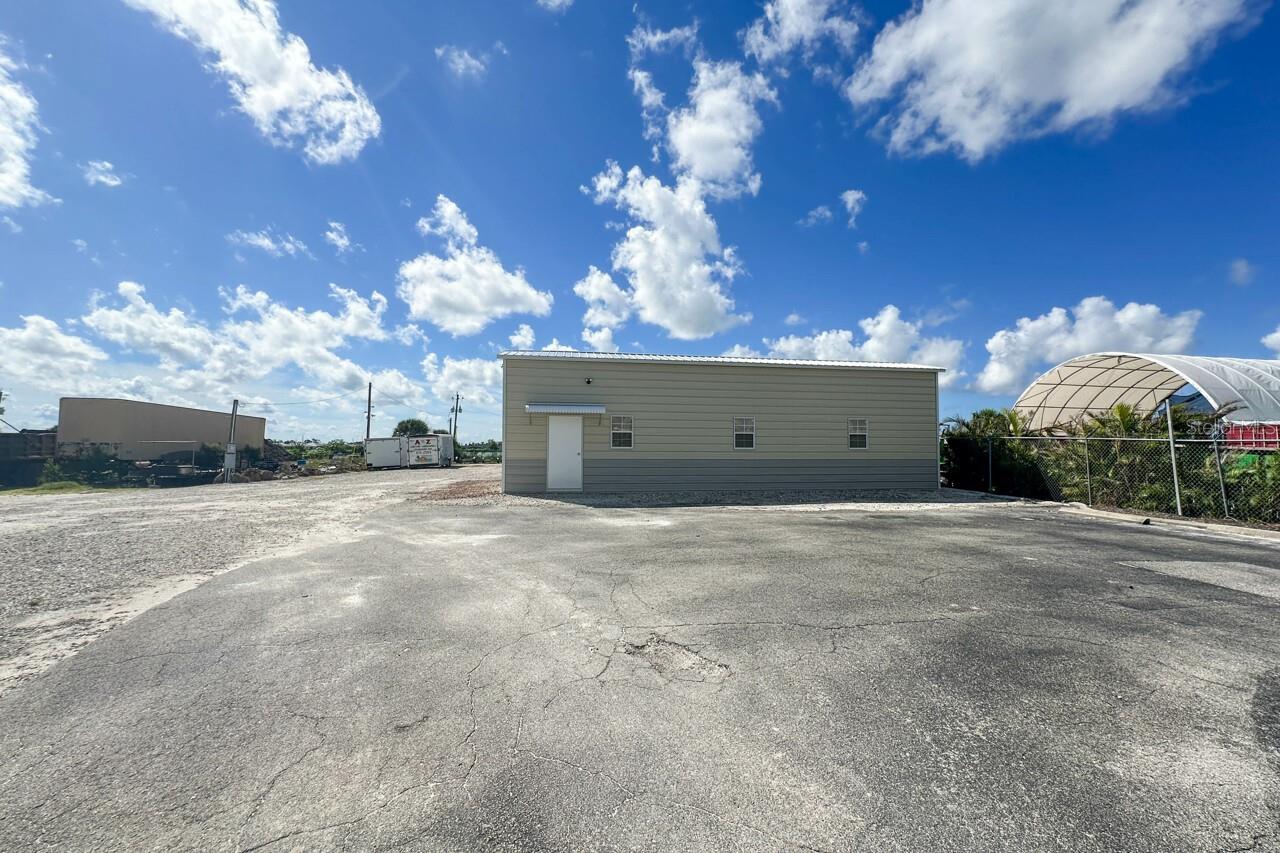 2820 Avenue Of The Americas Property Photo 4