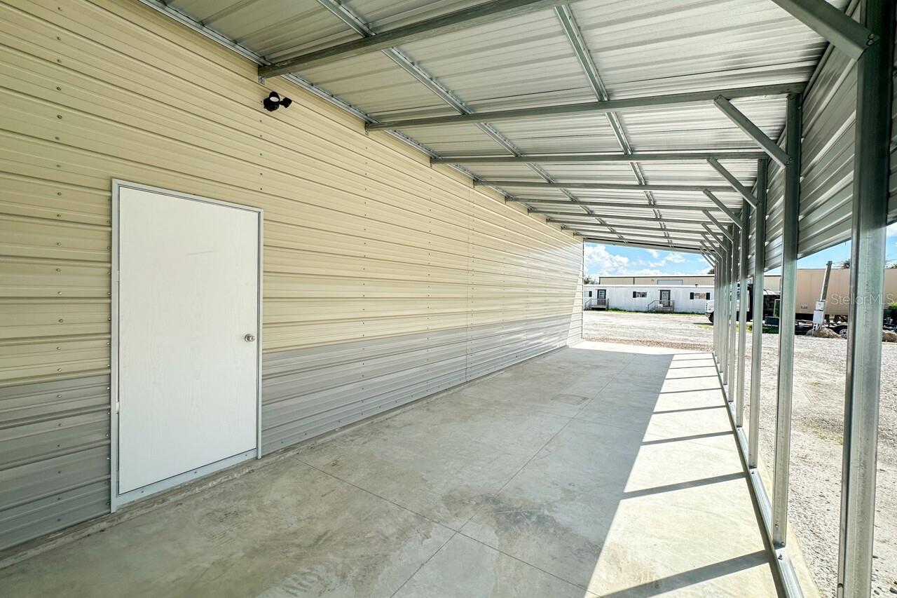 2820 Avenue Of The Americas Property Photo 8
